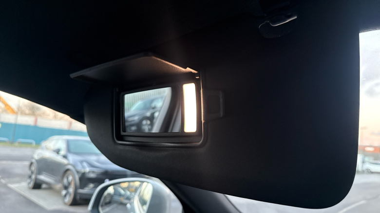 Volvo XC40 2.0 B3P Core 5dr Auto Petrol Estate